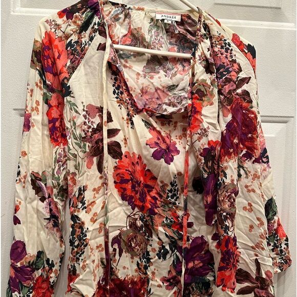 Andree by Unit floral blouse - Picture 1 of 4